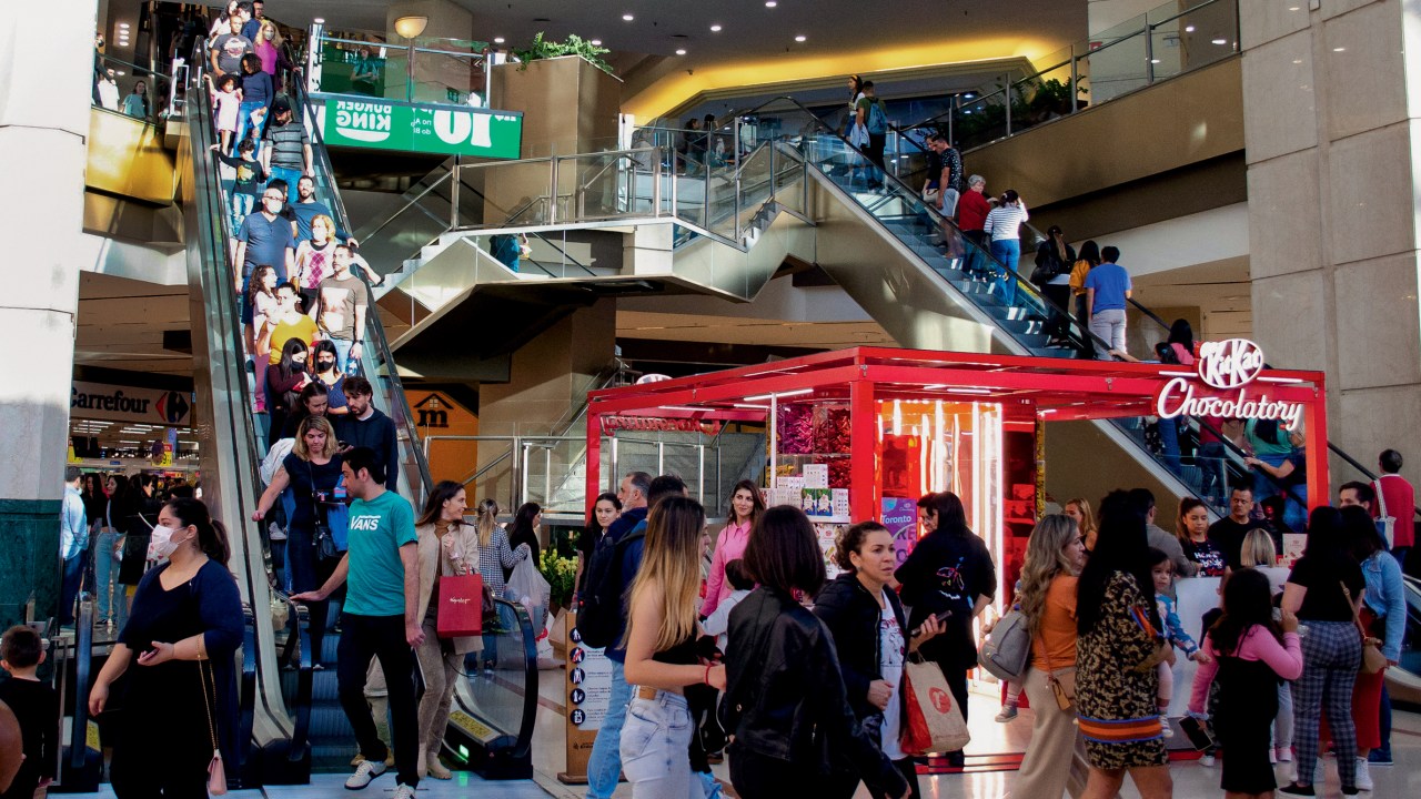 RETOMADA - Shopping em São Paulo: o varejo conta com o crédito mais barato para acelerar as vendas