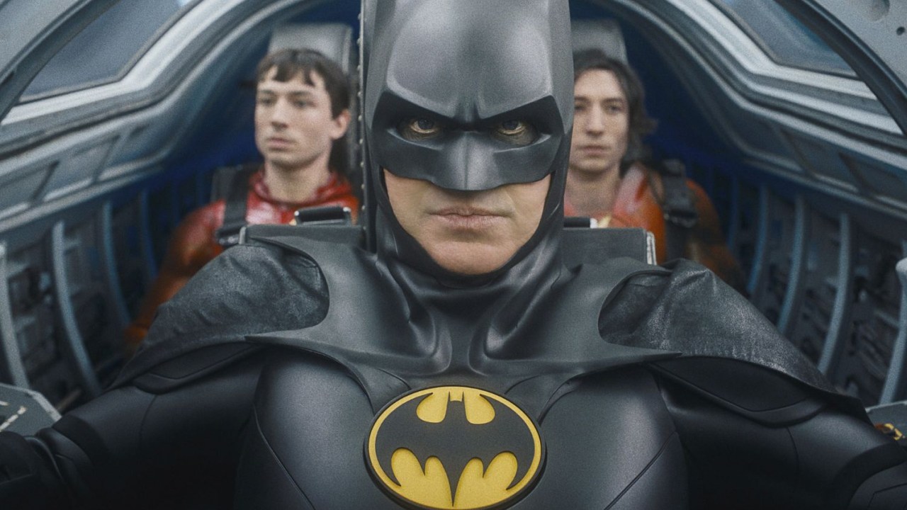 Michael Keaton retorna ao papel de Batman após mais de 30 anos em 'The Flash'