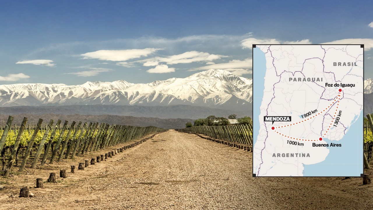 CARTÃO-POSTAL - Ao pé dos Andes: quase 200 vinícolas se abrem a visita e degustação