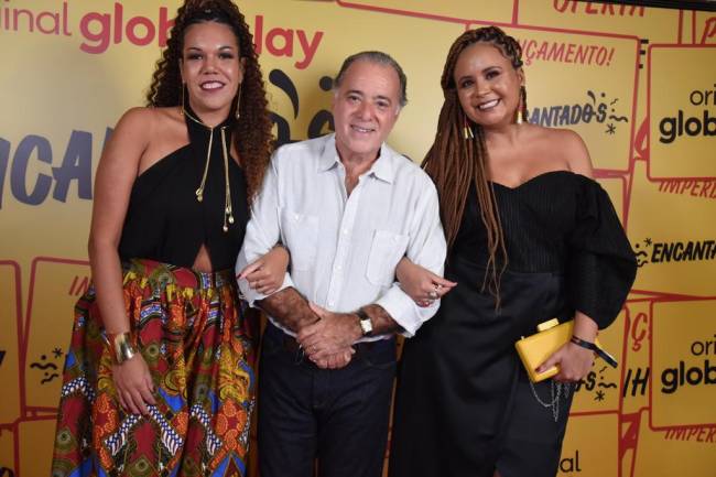 Thais Pontes, Tony Ramos e Renata Andrade – .