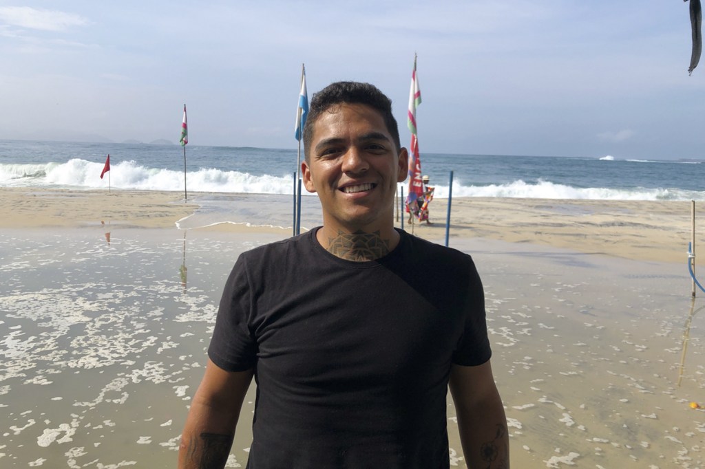 DAQUI NÃO SAIO - Javier Zalbide, 29 anos: da Patagônia à orla carioca