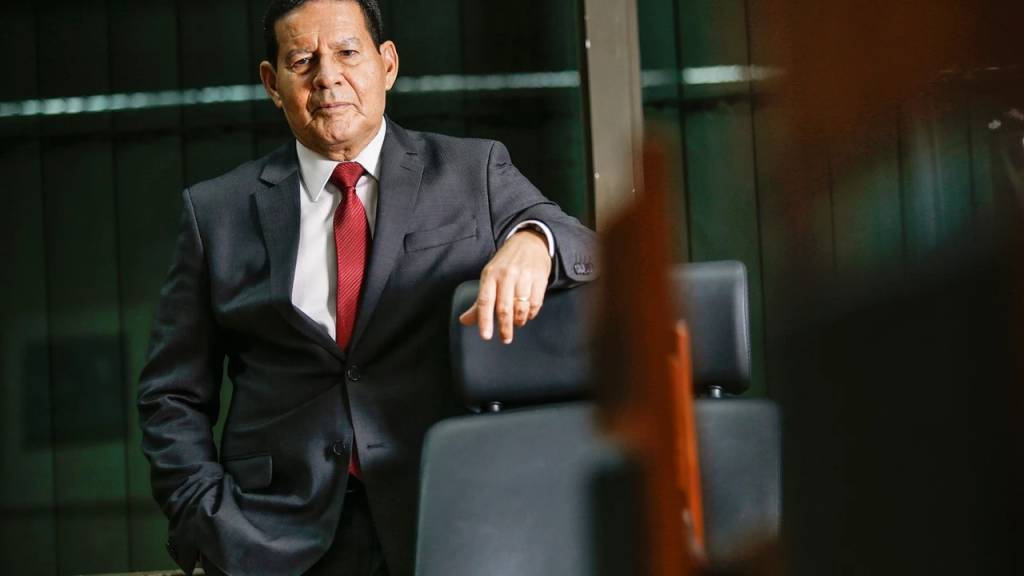 A resposta que Mourão espera de Bolsonaro quando os recursos no STF se esgotarem