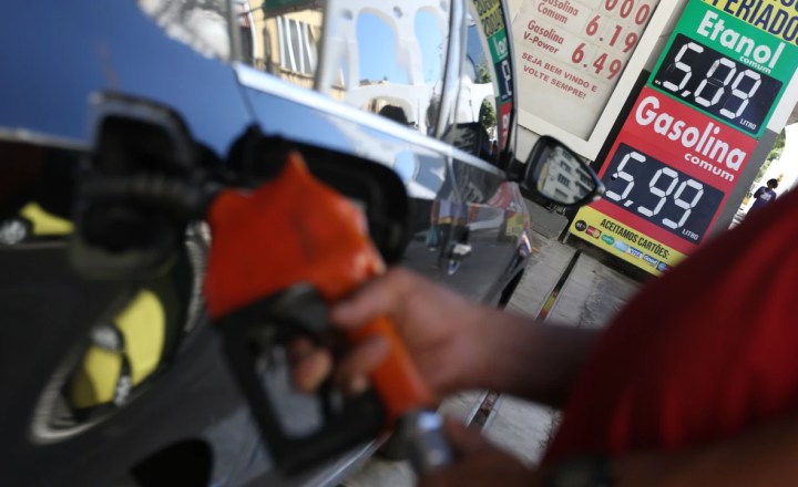 Preço da gasolina sobe 12,5% nos postos em 2023; veja a variação