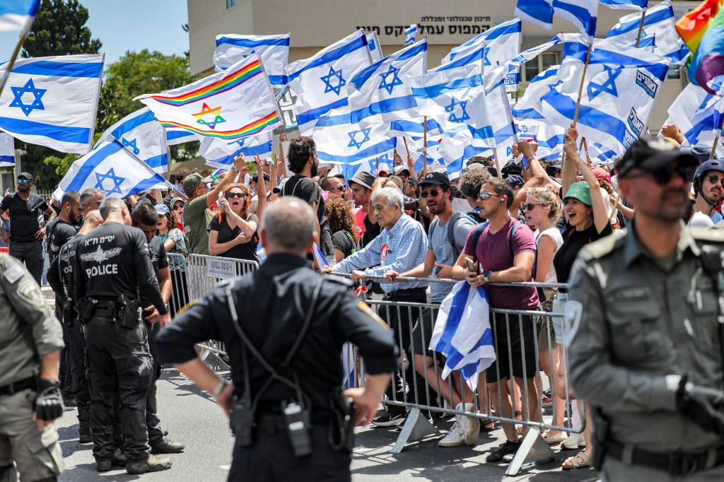 Manifestantes iniciam ‘dia de revolta’ contra reforma judicial em Israel