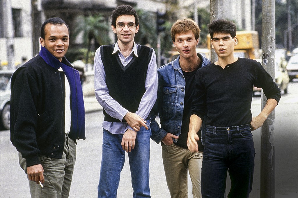 ABRE-BANDA-LEGIAO-URBANA-1988_4 TÁ RUSSO - Legião: herdeiro produz filme sobre o pai e proibiu utilização de sua imagem em outros docs