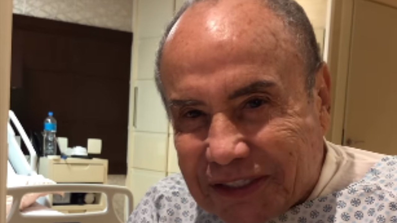 Stenio Garcia publica vídeo em hospital