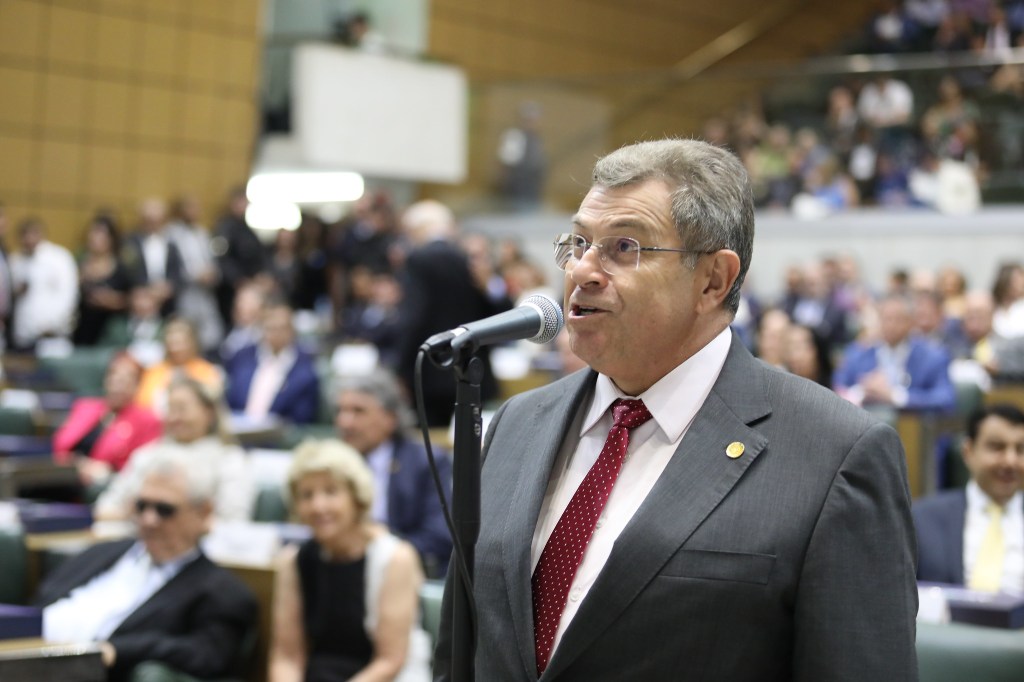 Deputado estadual Emídio de Souza (PT)