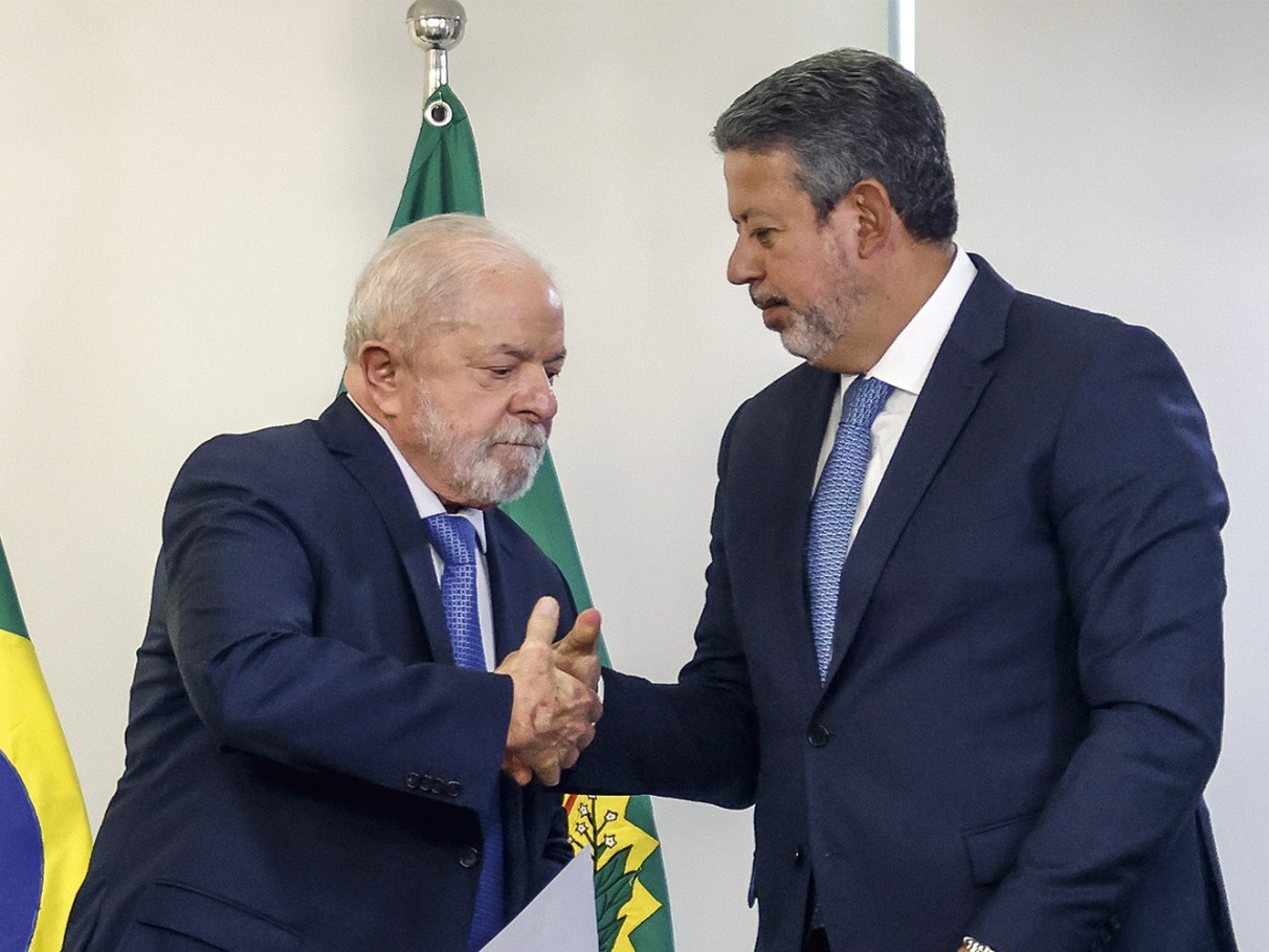 Antes impensável, aliança entre Lula e Centrão com... | VEJA