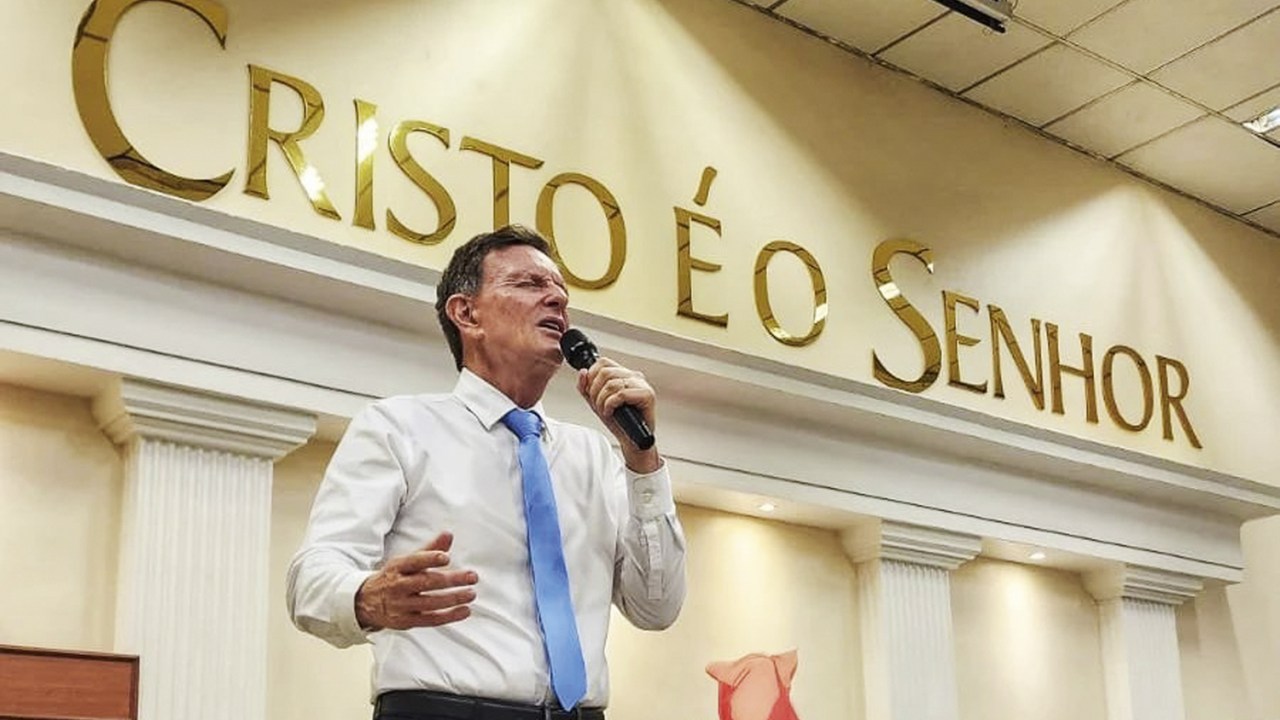 PREGAÇÃO - Marcelo Crivella: bispo da Universal, o deputado lidera pressão para ampliar benefícios a instituições religiosas