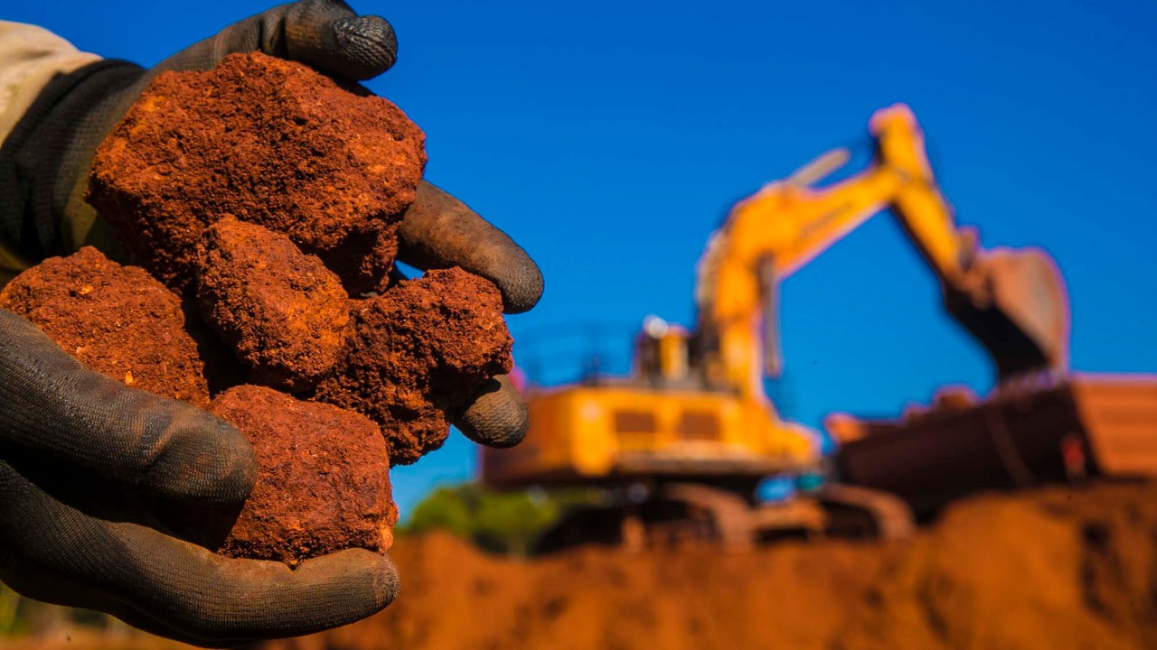 Setor de mineração promete investir em projetos socioambientais, logística e em outras áreas no Brasil