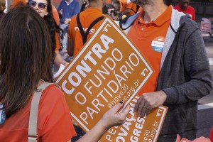 QUEM TE VIU... - Campanha: oposição ao subsídio público a partidos em 2018
