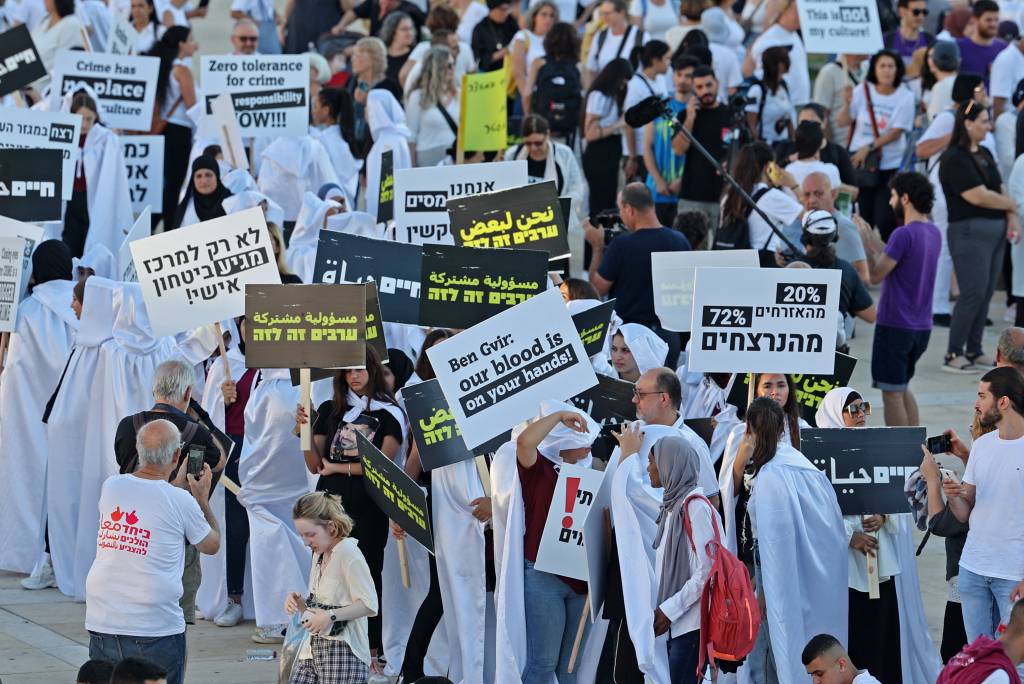 Israel suspende repasses para educação de árabes em Jerusalém Oriental