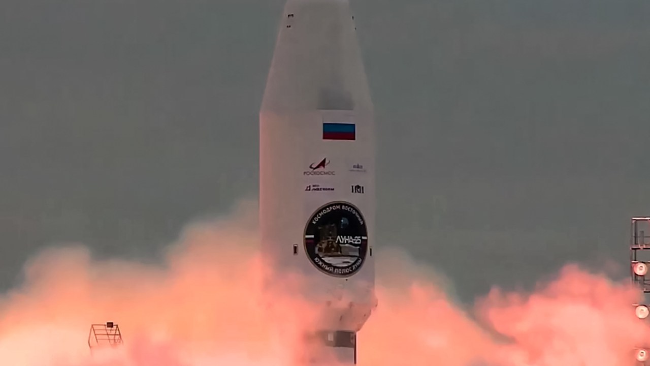 In this grab from a handout footage taken and released by the Russian Space Agency Roscosmos on August 11, 2023, a Soyuz 2.1b rocket with the Luna-25 lander blasts off from the launch pad at the Vostochny cosmodrome, some 180 km north of Blagoveschensk, in the Amur region. Russia launched its first probe to the Moon in almost 50 years on August 11, 2023, a mission designed to give fresh impetus to its space sector, which has been struggling for years and become isolated by the conflict in Ukraine. The launch of the Luna-25 probe is Moscow's first lunar mission since 1976, when the USSR was a pioneer in the conquest of space. The spacecraft is due to reach lunar orbit in five days. (Photo by Handout / Russian Space Agency Roscosmos / AFP) / RESTRICTED TO EDITORIAL USE - MANDATORY CREDIT "AFP PHOTO / Russian Space Agency Roscosmos / handout" - NO MARKETING NO ADVERTISING CAMPAIGNS - DISTRIBUTED AS A SERVICE TO CLIENTS
