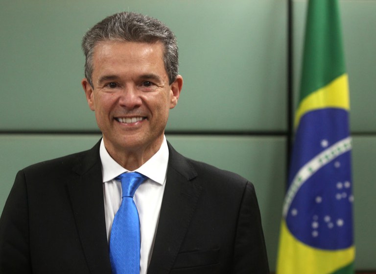 O ministro da Pesca e Aquicultura, André de Paula, é presidente do diretório do PSD em Pernambuco