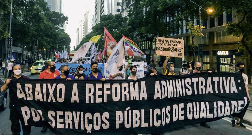 PRESSÃO - Protesto no Rio: resistência de sindicatos encontra apoio dentro do governo Lula