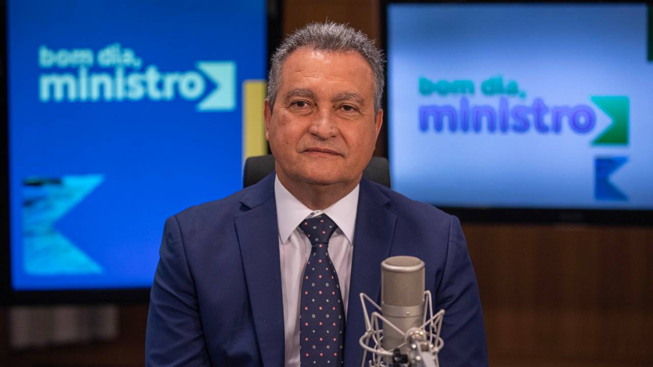 Brasília (DF) 16/08/2023 - O ministro da Casa Civil, Rui Costa é o entrevistado do programa Bom Dia, Ministro na Empresa Brasil de Comunicação (EBC).Foto: Joédson Alves/Agência Gov