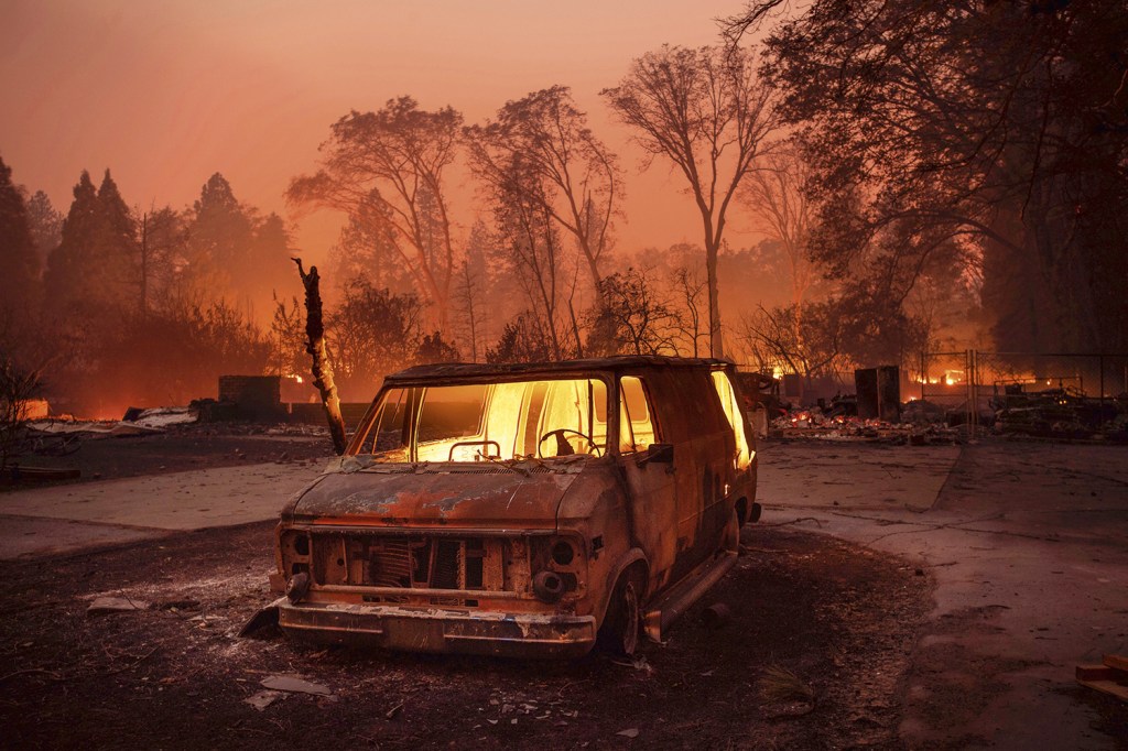 FOGO - Incêndio florestal na Ilha de Maui, no Havaí: proporções inesperadas, com mais de 100 mortos