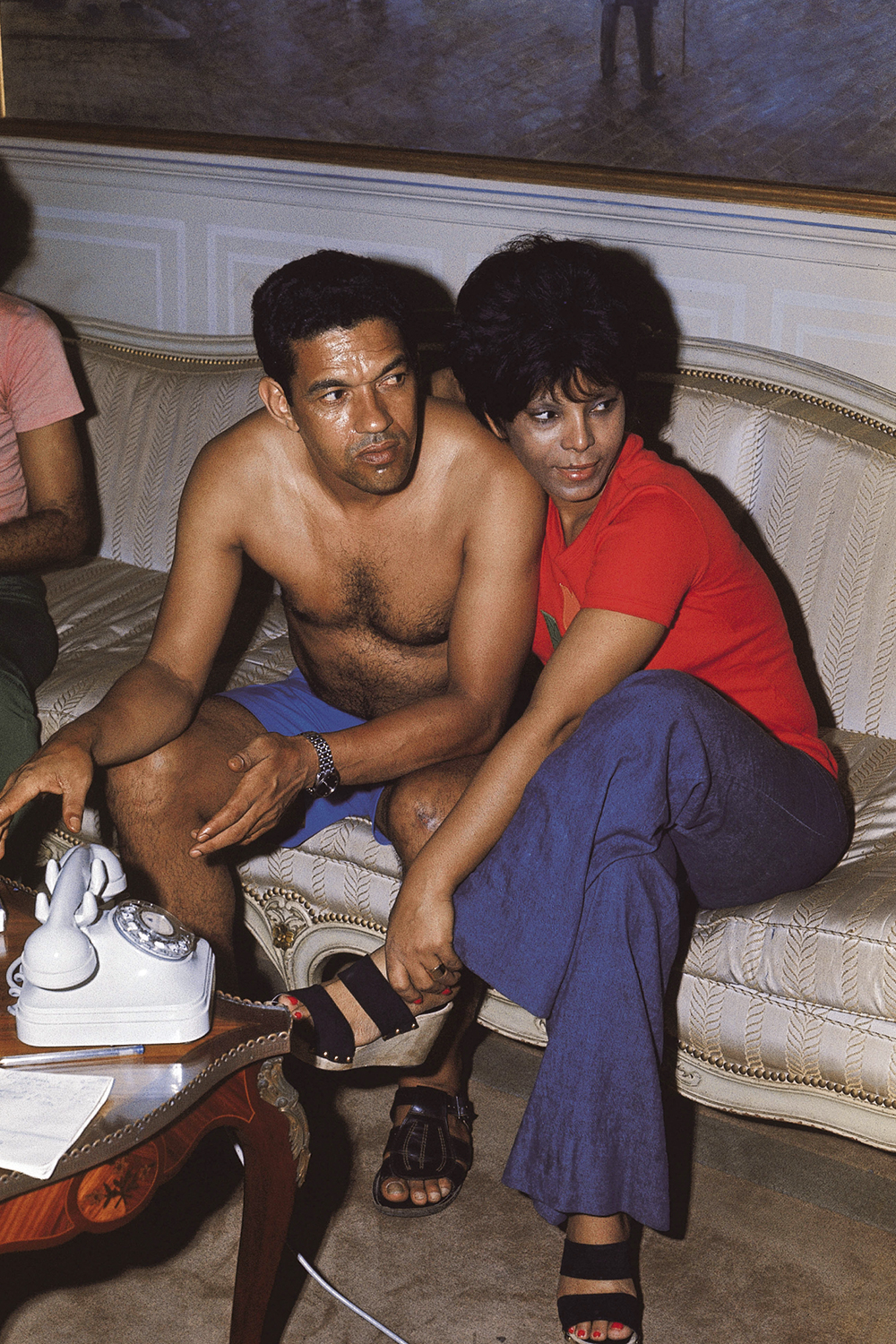 APOIO-3-Garrincha-com-Elza-Soares..jpg GRANDE AMOR - Com Garrincha: paixão que terminou em agressão e afetou sua carreira para sempre