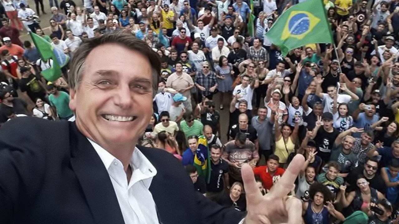 FORTUNA - Bolsonaro: 17 milhões de reais arrecadados, via Pix, através de doações de apoiadores
