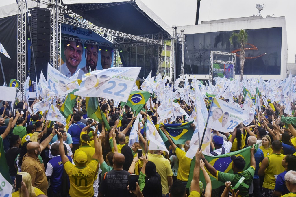 REDUTO - Bolsonaristas no Rio: eles venceram dois pleitos seguidos