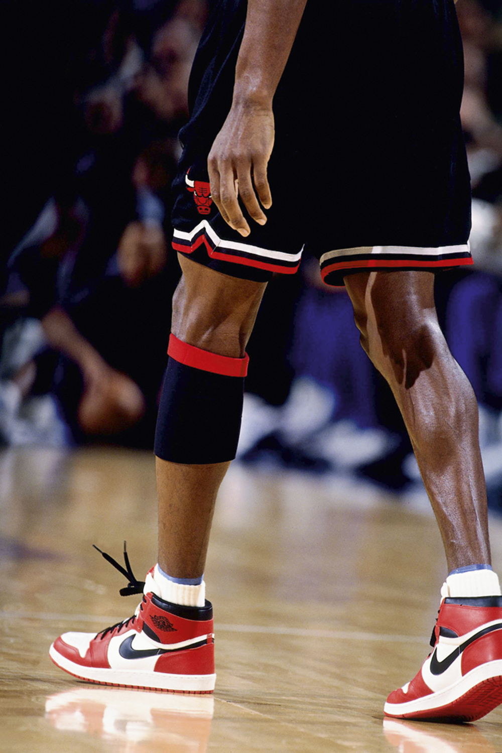 GettyImages-75316319.jpg NIKE - 18º LUGAR - Única grife esportiva do rol, é desejada principalmente pela linha Air Jordan, que, em 2022, faturou mais de 5 bilhões de dólares e surfou na onda do filme de Ben Affleck sobre os produtos inspirados no astro Michael Jordan.