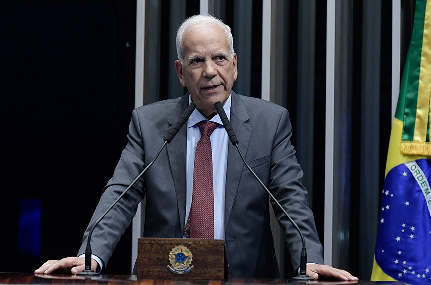 Senador critica aumento de custas judiciais e criação de Fundo da Justiça