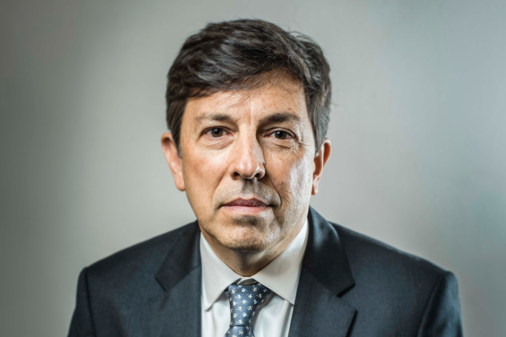 “Brasil ainda não deve avançar com esse tipo de governo”, diz João Amoêdo