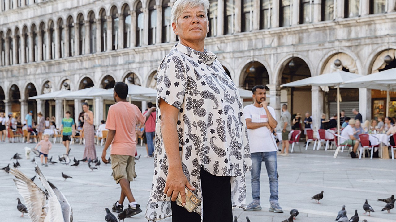 'ATTENZIONE, PICKPOCKET' - Monica Poli em Veneza: alertas sem violência