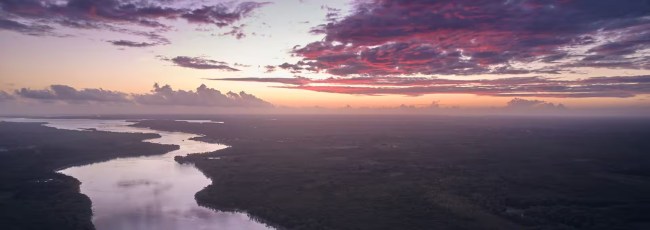 Expedição Perpetual Planet à Amazônia, uma série de estudos científicos, com duração de dois anos, sobre a bacia do rio Amazonas -