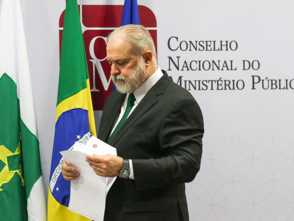 O ministro Luís Roberto Barroso, do Supremo Tribunal Federal (STF), comandou a primeira sessão como presidente da Corte nesta terça-feira, 3