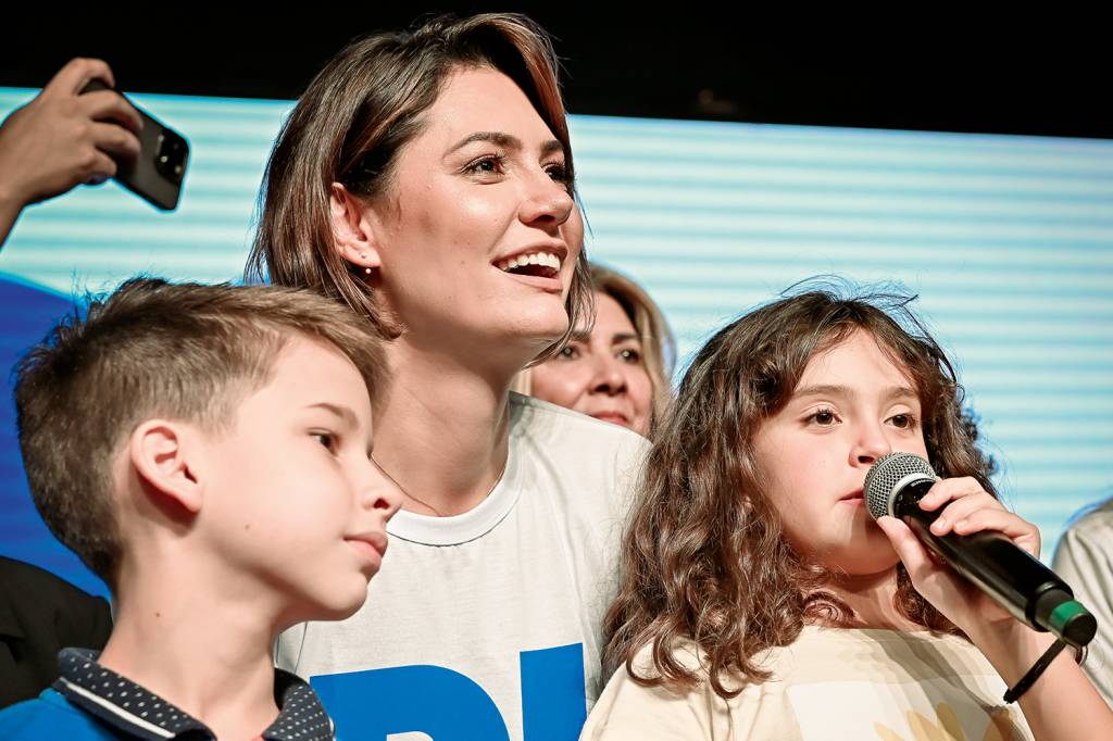 53160162404_24a3519a84_o.jpg CABO ELEITORAL - Michelle Bolsonaro: esforço para emplacar aliados nos conselhos tutelares
