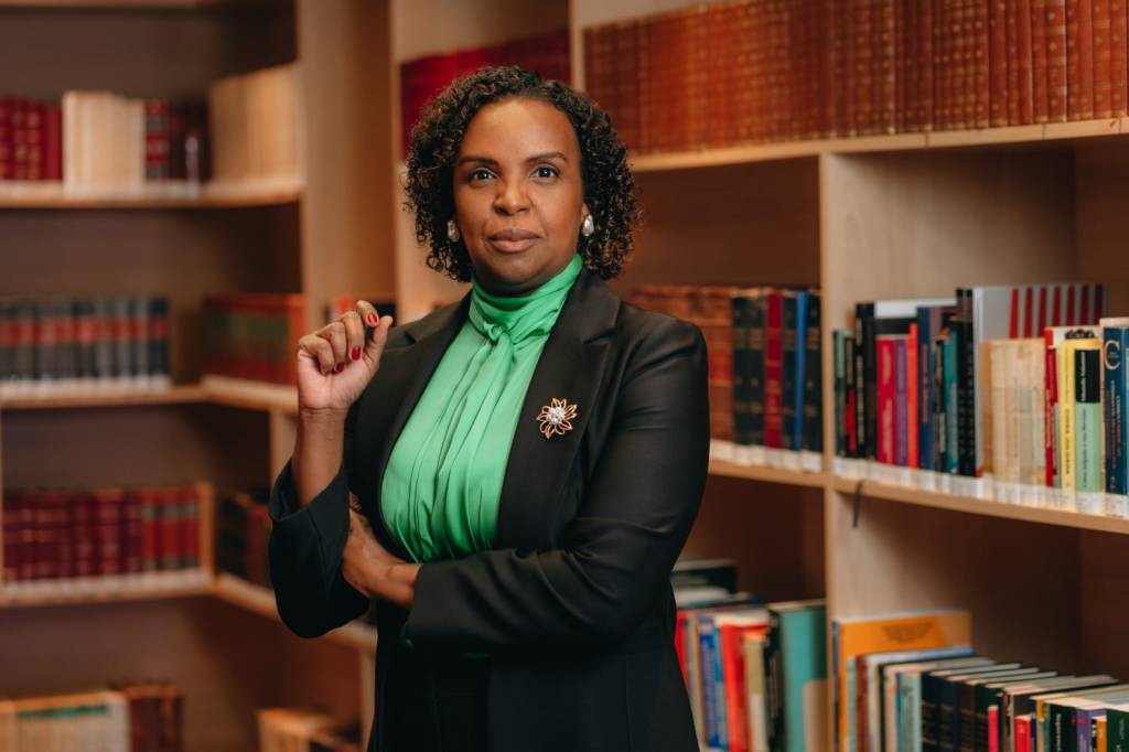 Lula nomeia advogada negra para a Comissão de Ética Pública da Presidência