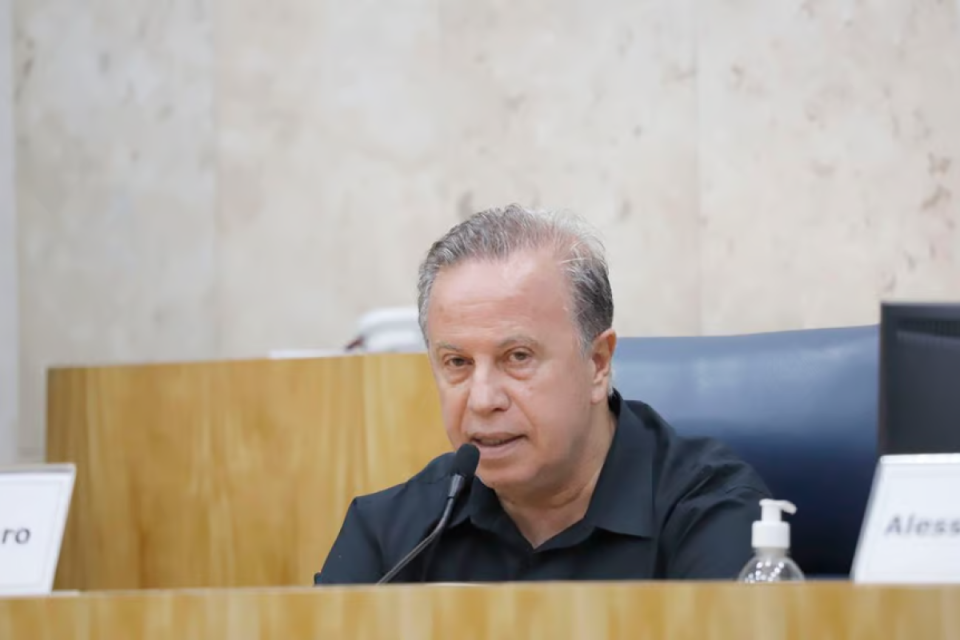 Grau levanta polêmica entre infração e esporte nas ruas e na Câmara de  Campos Folha1 - Geral