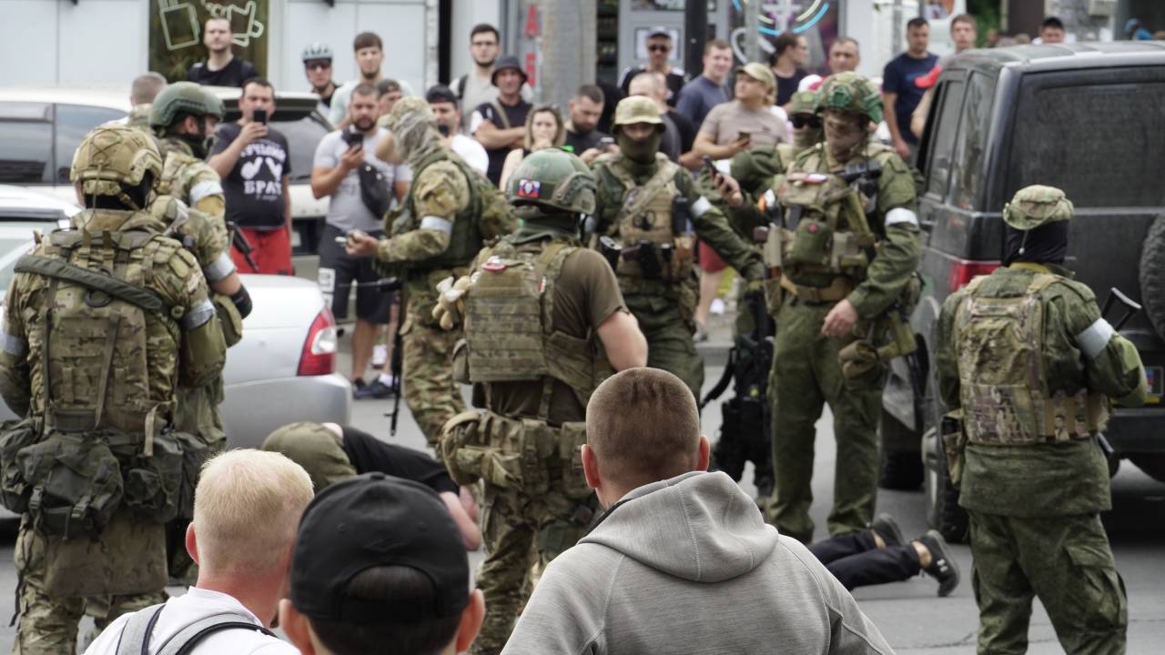 ROSTOV-ON-DON, RUSSIA - JUNE 24: Members of Wagner group on streets amid escalating tensions between the Kremlin and the head of the Russian paramilitary group Wagner in Rostov-on-Don, Russia on June 24, 2023. The Wagner paramilitary group has taken control of the headquarters of Russia's southern military district in Rostov-Na-Don, according to the groupâs leader on Saturday. (Photo by Stringer/Anadolu Agency via Getty Images)