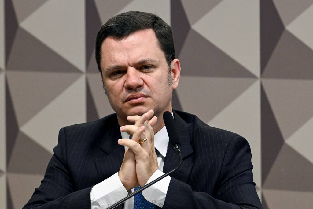 Anderson Torres depõe novamente à PF e defesa quer anular indiciamento