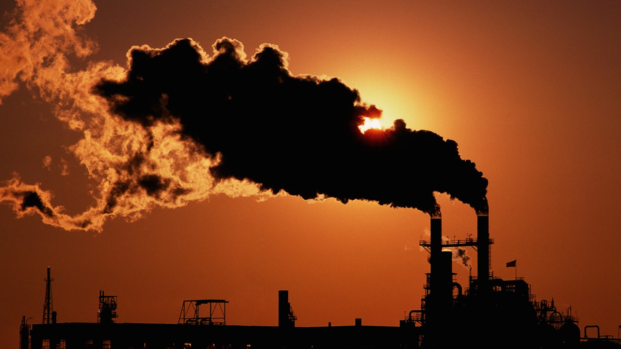 DESAFIO - Emissões de combustíveis fósseis: a mudança de matriz energética é vital
