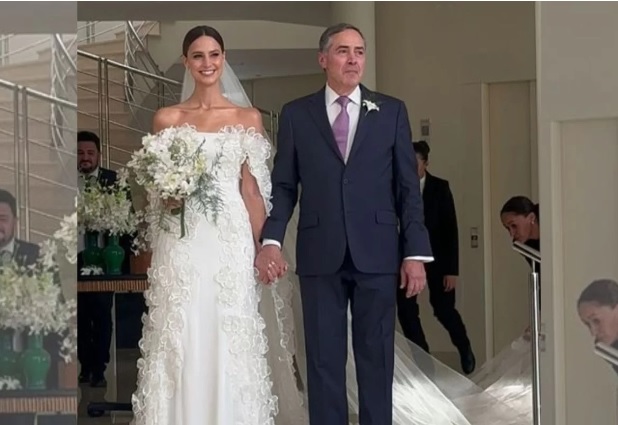 Luna van Brussel Barroso e o pai