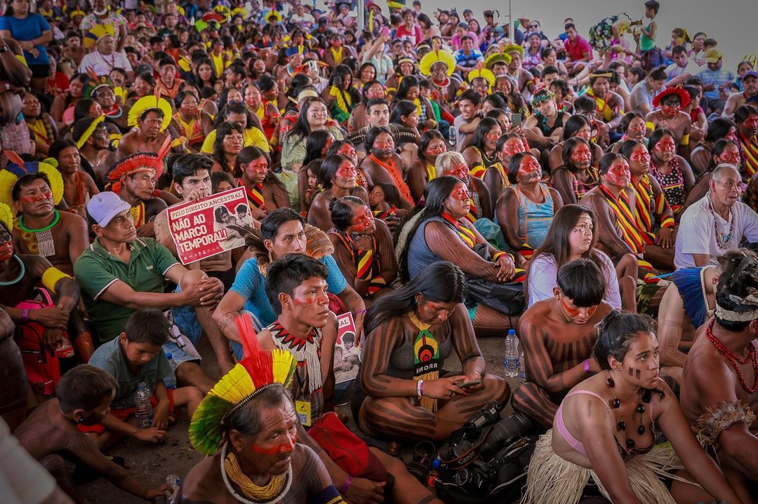 Indígenas aguardam julgamento do marco temporal em Brasília