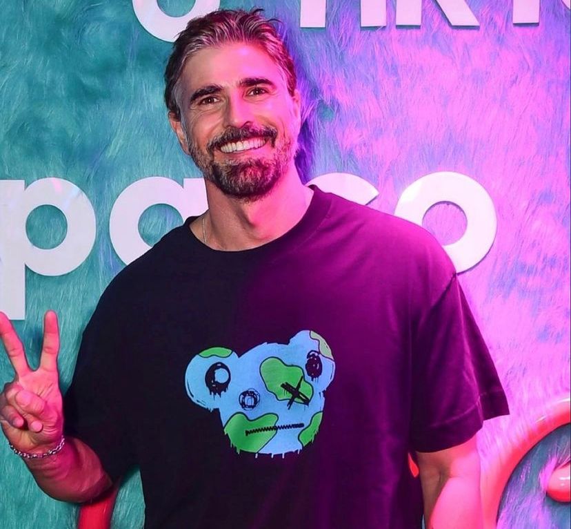 Reynaldo Gianecchini vence a Receita Federal na Justiça