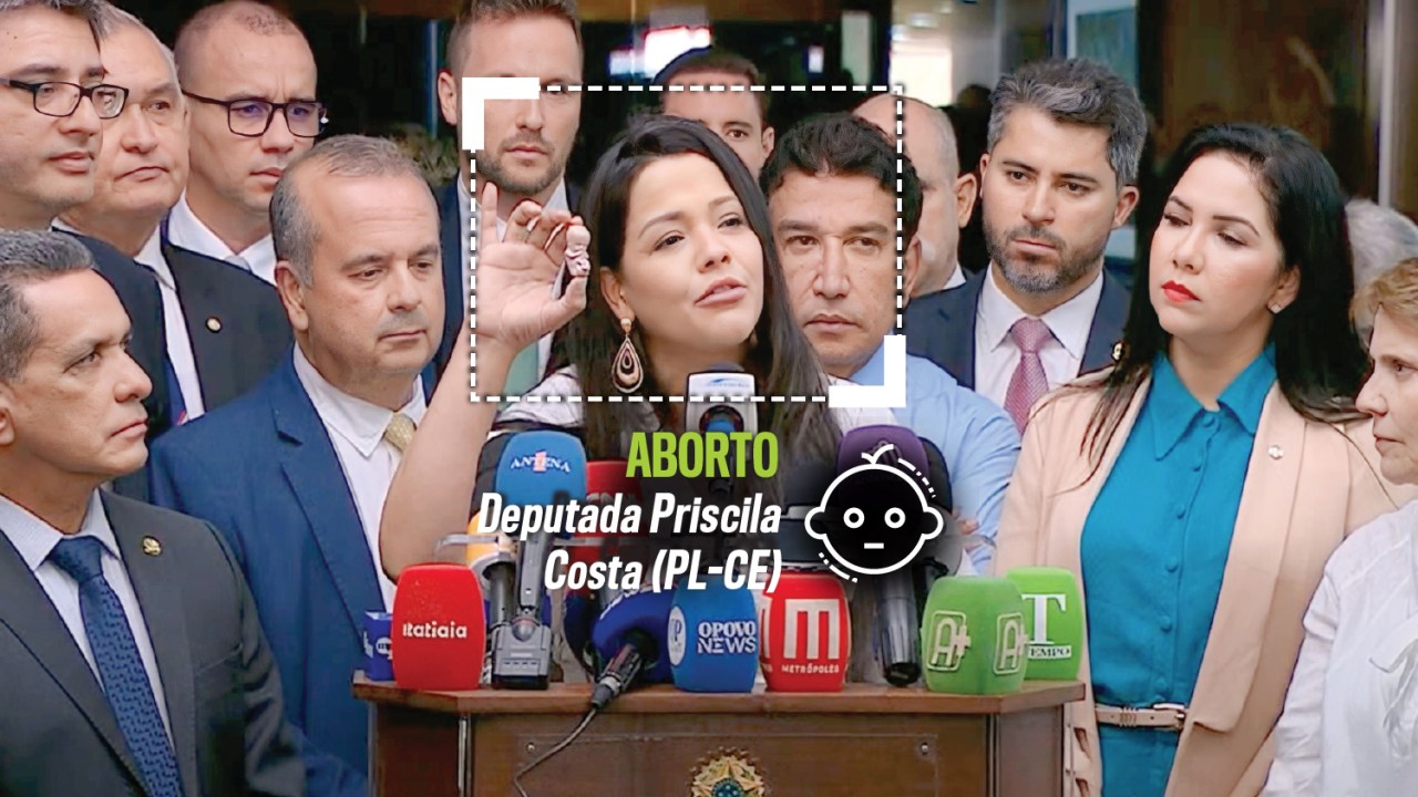 FRENTE - Priscila Costa: a deputada do PL exibe miniatura de feto em ato para anunciar obstrução no Congresso