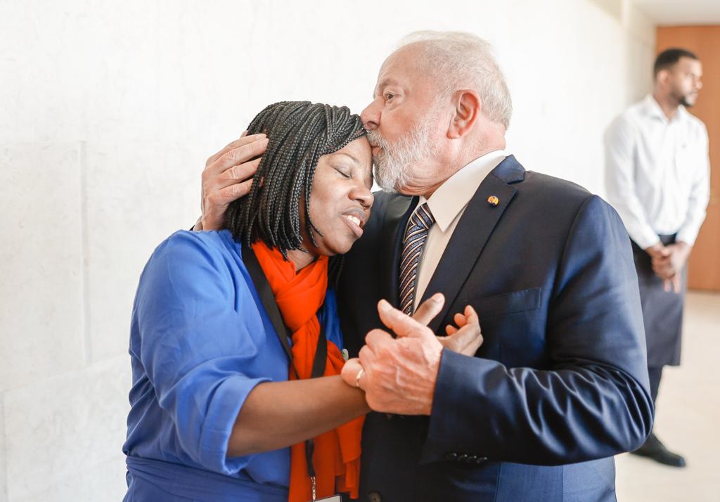 Secretária do audiovisual do Minc comenta ‘fogo amigo’ na pasta