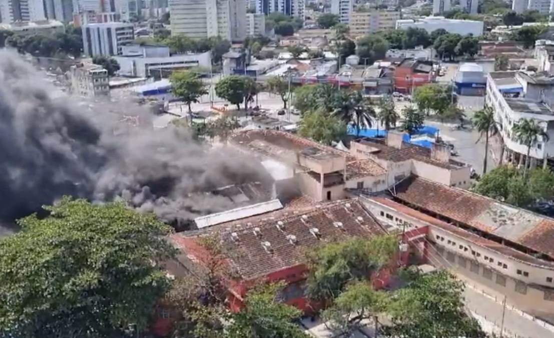 Mercado da Encruzilhada, em Recife: incêndio destruiu pelo menos uma ala com dez boxes