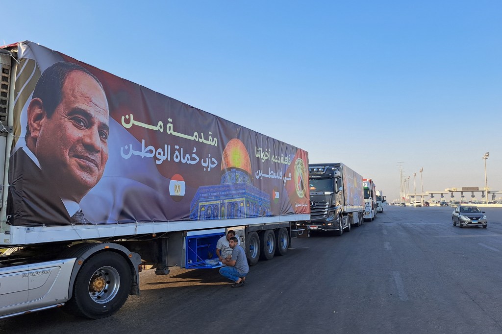 Caminhões com suprimentos - Faixa de Gaza - Israel - Palestina - Egito - Hamas