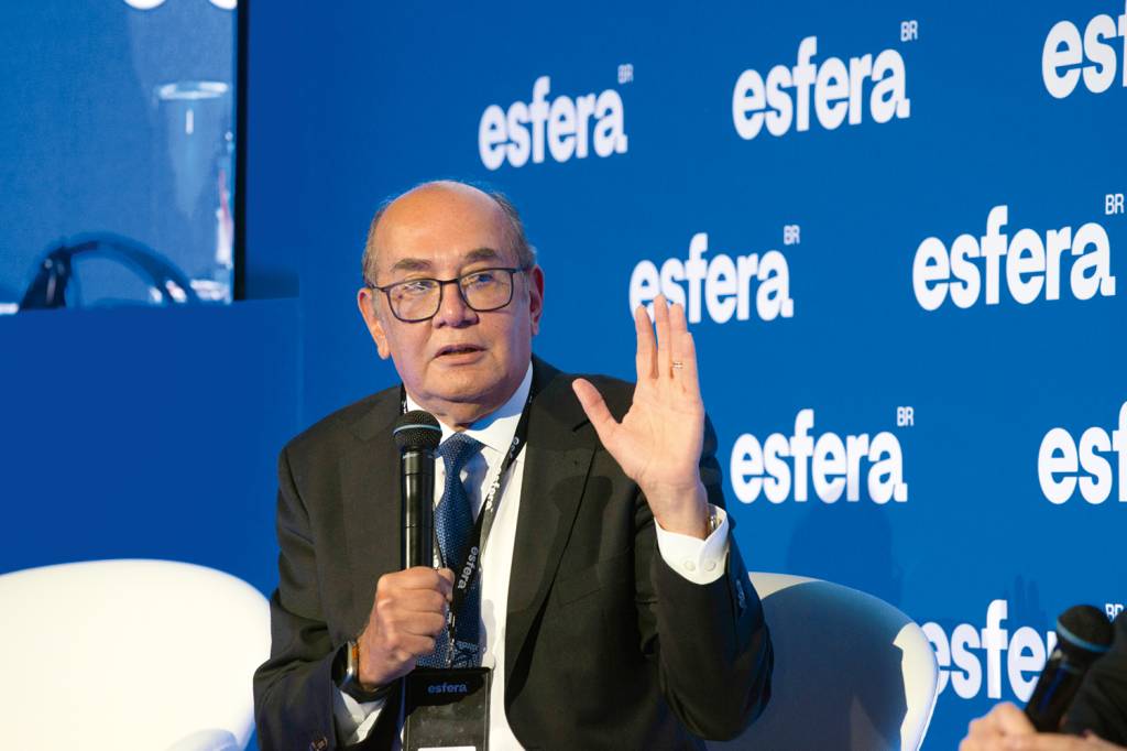 GILMAR-MENDES—ESFERA-PARIS-HL-JLBULCAO-5452.jpg REAÇÃO - Gilmar Mendes: o Supremo Tribunal Federal foi fiador da democracia