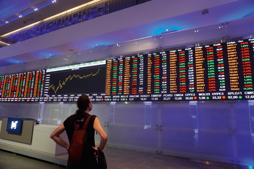 BOLSA - B3, em São Paulo: mercado financeiro sofre com instabilidade nos EUA