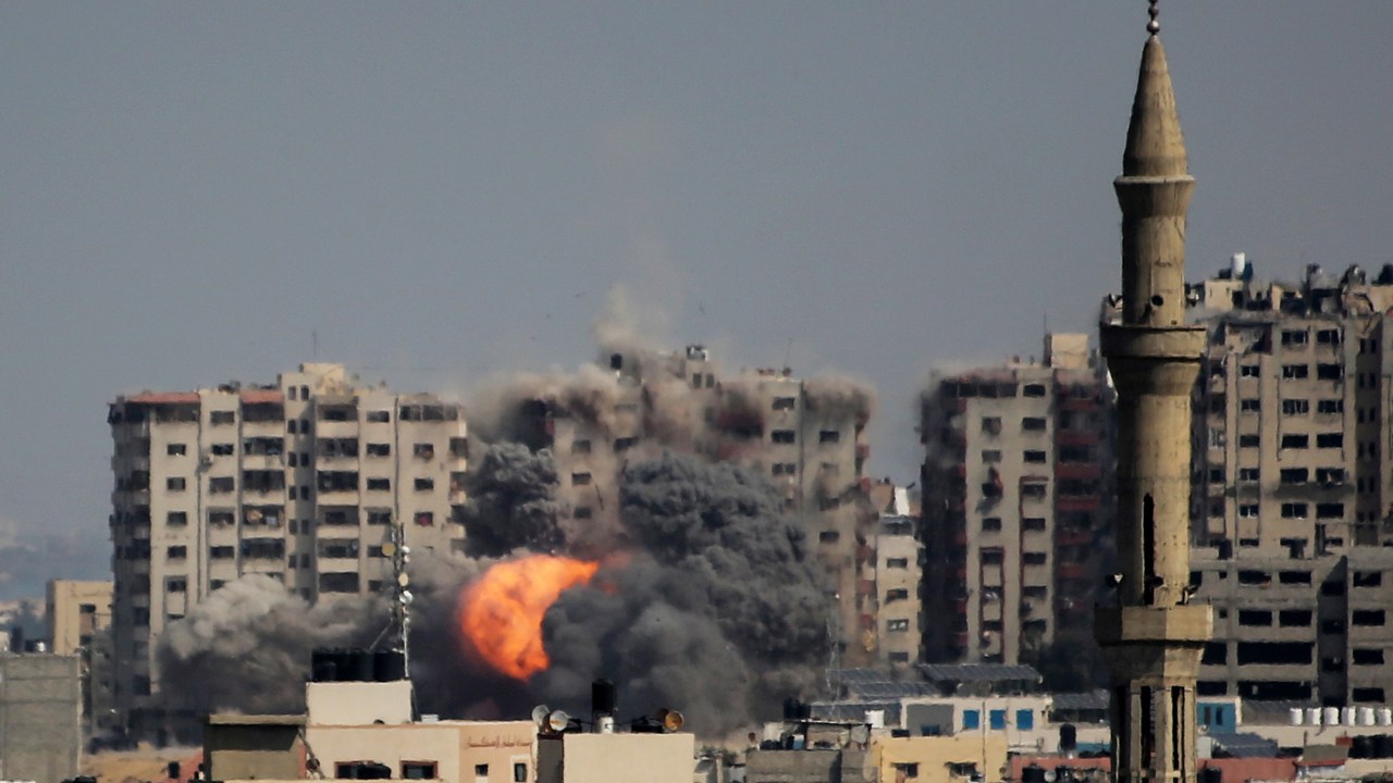 Ao menos 2.200 pessoas foram mortas desde o início do conflito entre Israel e Hamas. 12/10/2023