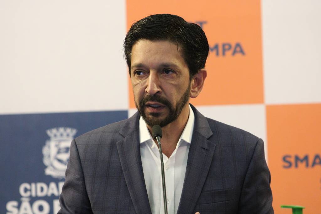 Após recuo em apoio, Nunes é chamado de ‘frouxo’ por candidata a vereadora