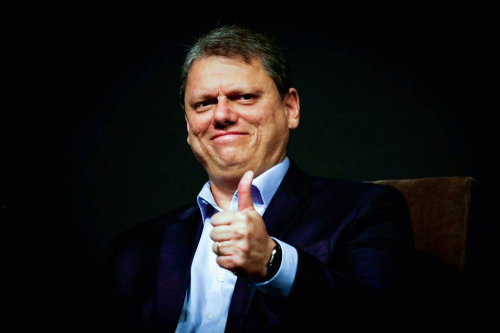 SAO897718.JPG BEM NA FOTO - Tarcísio: governador é o candidato mais bem colocado à direita