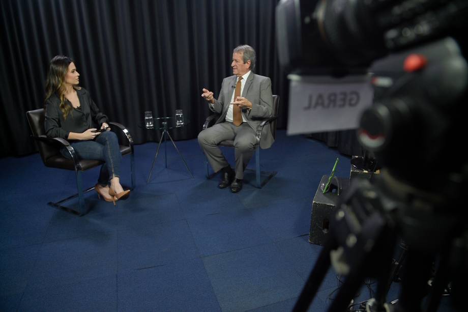 A jornalista e apresentadora Marcela Rahal e o presidente do PL (Partido Liberal), Valdemar Costa Neto, no programa "Amarelas On Air", de Veja