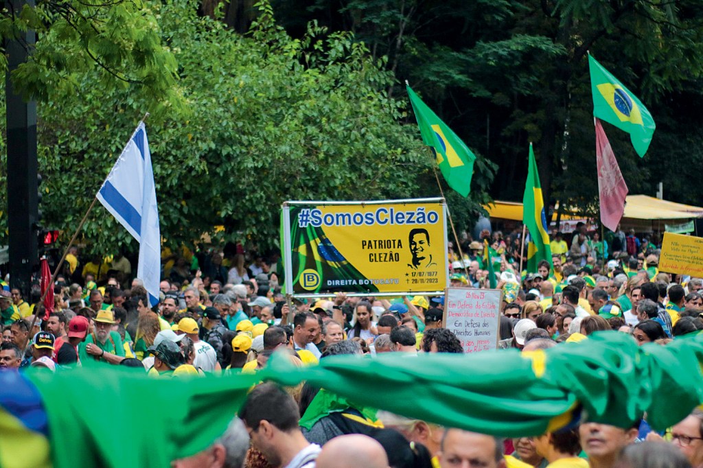PASSEATA - Avenida Paulista: eleitores bolsonaristas tentam demonstrar força